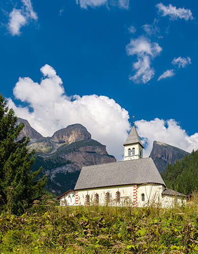 - 4 Garnì Mazzin di Fassa